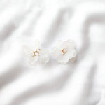 PEONY hoop earrings - White: 30 mm hoop earrings + petals