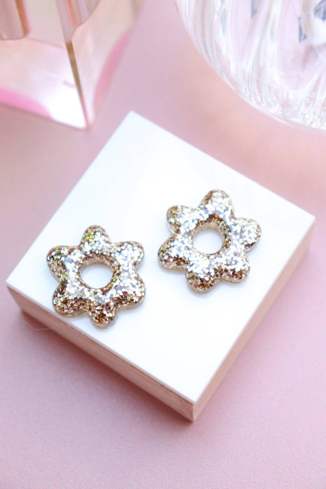 Jojo gold earrings: Flowers + Gold Oval Hoops