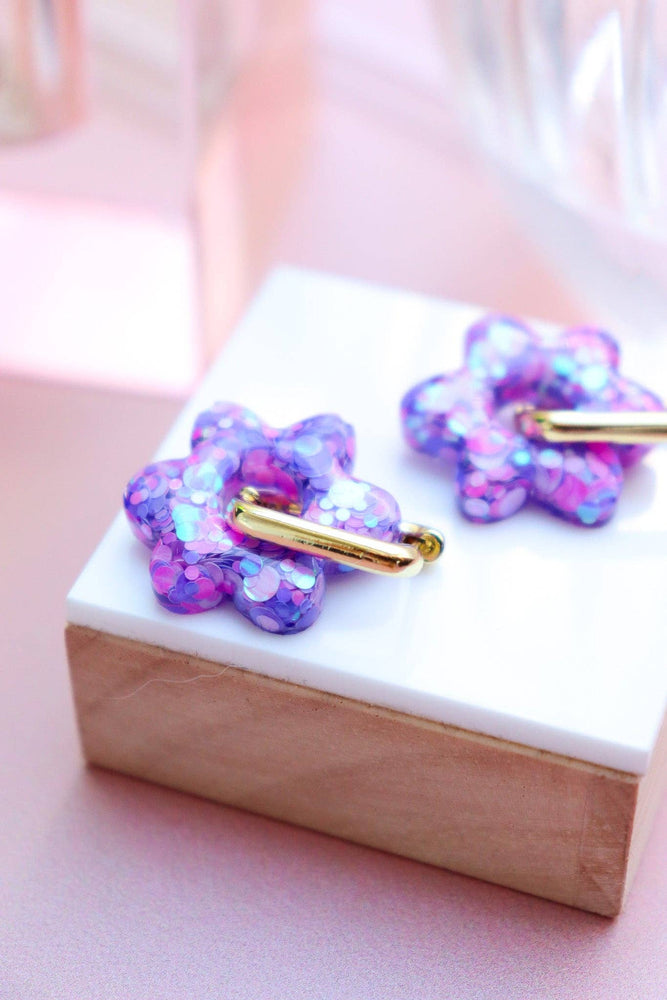 Jojo Confettis purple earrings: Flowers + Gold Oval Hoops