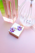 Jojo Confettis purple earrings: Flowers + Gold Oval Hoops