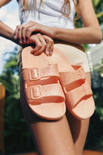 Freedom Moses Slides - Apricot Glitter